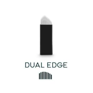 Dual-Edge V blad #16 Microblading finns det två sidor med nålar bredvid varandra.