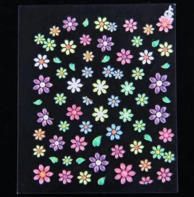 10 st ark nagelklistermärken Blommor självhäftande Färgglada multifärg för nageldekorationer Närbild på produkten