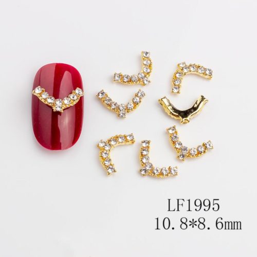Diamanter nagelsmycken i guld högkvalitativt. Diamonds nail jewelry för nail art, nageldekoration och andra konstprojekt Modell LF1995