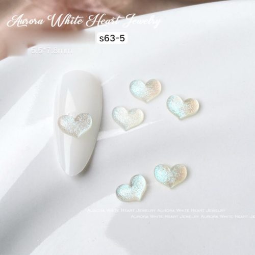 Vitblå glittrande hjärtan. Heart of angel nagelmycken för nageldekoration & för nail art S63-5
