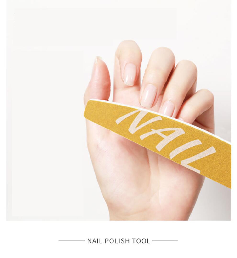 nagelfil Nail file med högsta kvalitet Tvättbar & återanvändbar Produkten används på modellens naglar