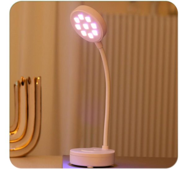 LED UV lampa Nagellampa i form av bordslampa för soft geltippar. Display (4)